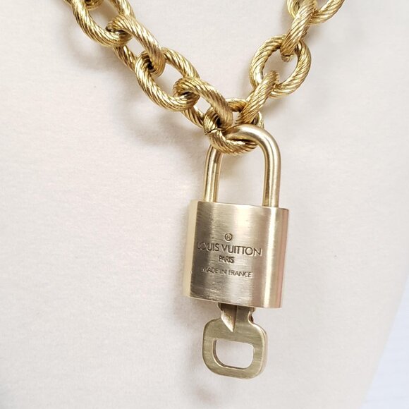 Louis Vuitton Lock & Key Gold with Unbranded CubanGeometry Stainless Steel Chain - Picture 5 of 11